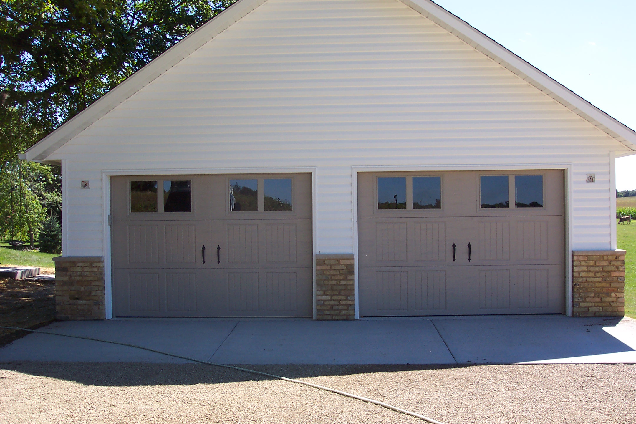 Residential garage doors